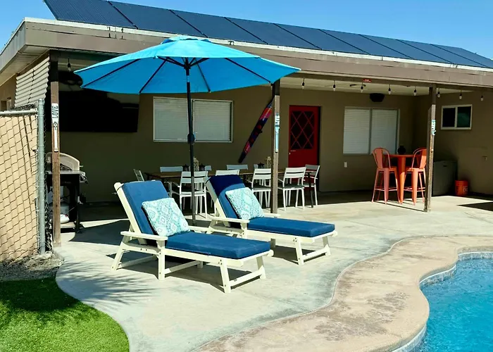 Endless Summer, Pool, Theatre, Boat Parking, Walk To London Bridge! Lake Havasu City